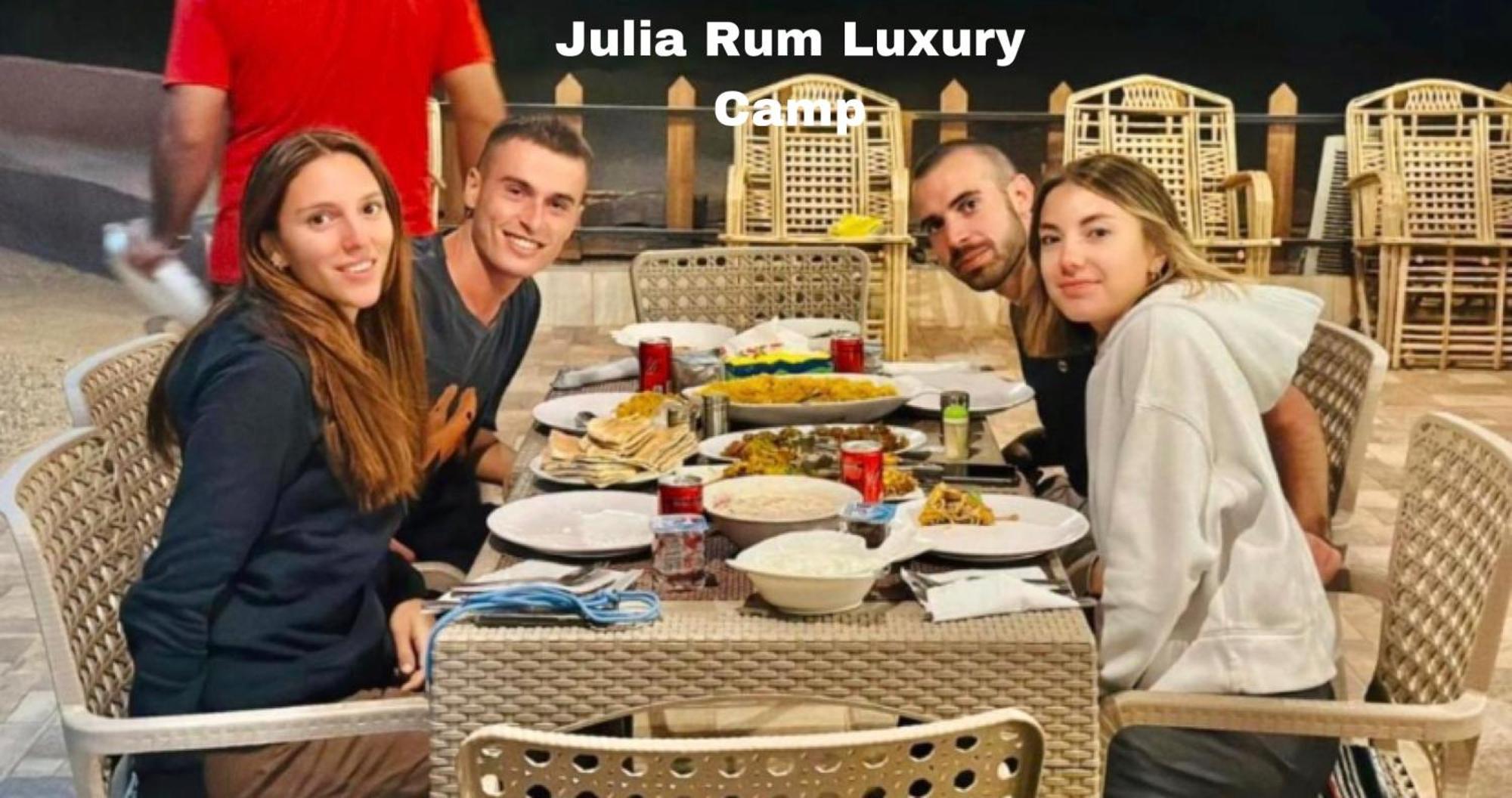 Julia Rum Luxury Camp Wadi Rum Exteriör bild
