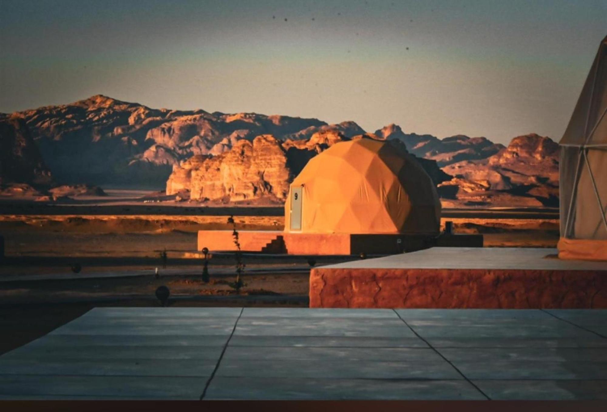 Julia Rum Luxury Camp Wadi Rum Exteriör bild